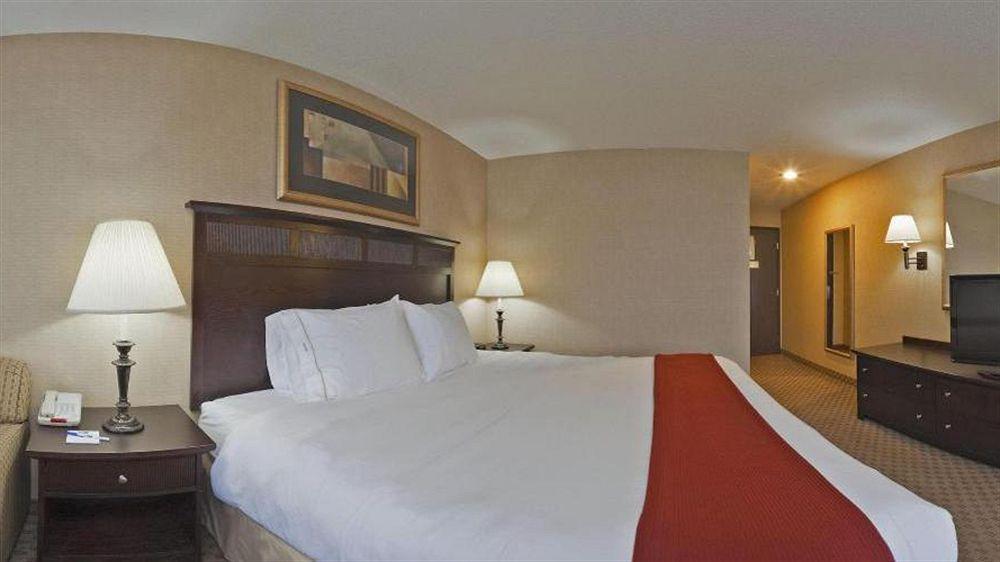 Holiday Inn Express Le Claire Riverfront-Davenport By Ihg Экстерьер фото