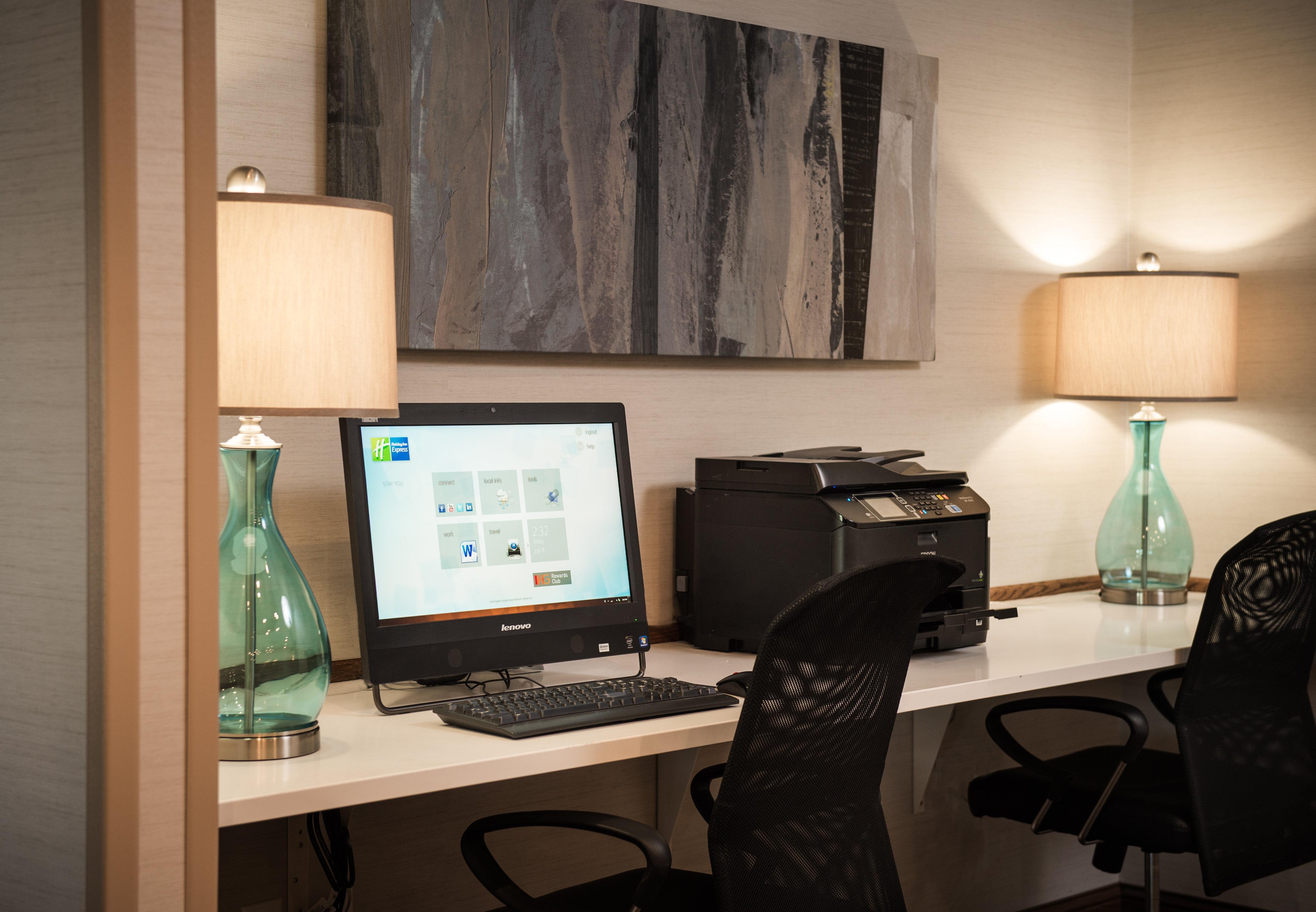 Holiday Inn Express Le Claire Riverfront-Davenport By Ihg Экстерьер фото
