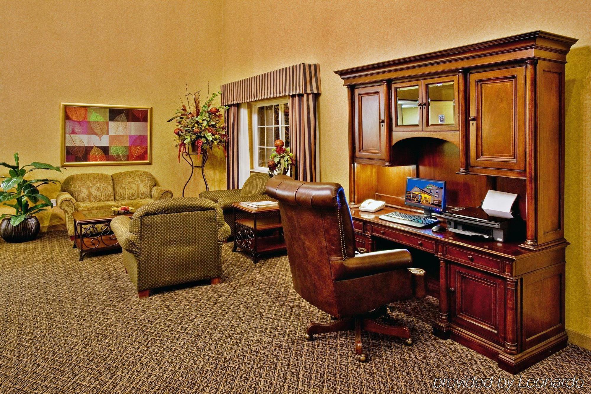 Holiday Inn Express Le Claire Riverfront-Davenport By Ihg Экстерьер фото